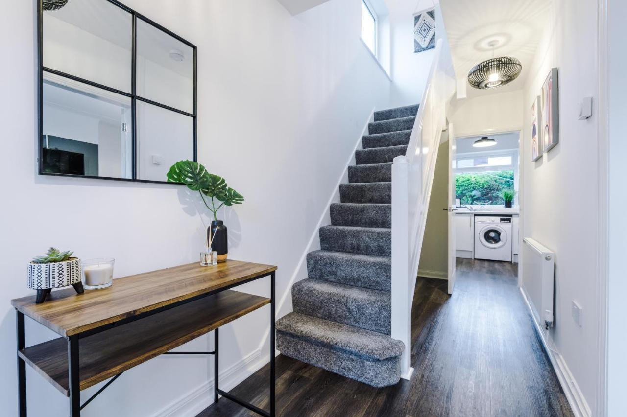 Welcoming 3 Bed Home, 10 Mins From Chester Races And Zoo Saughall Exteriör bild